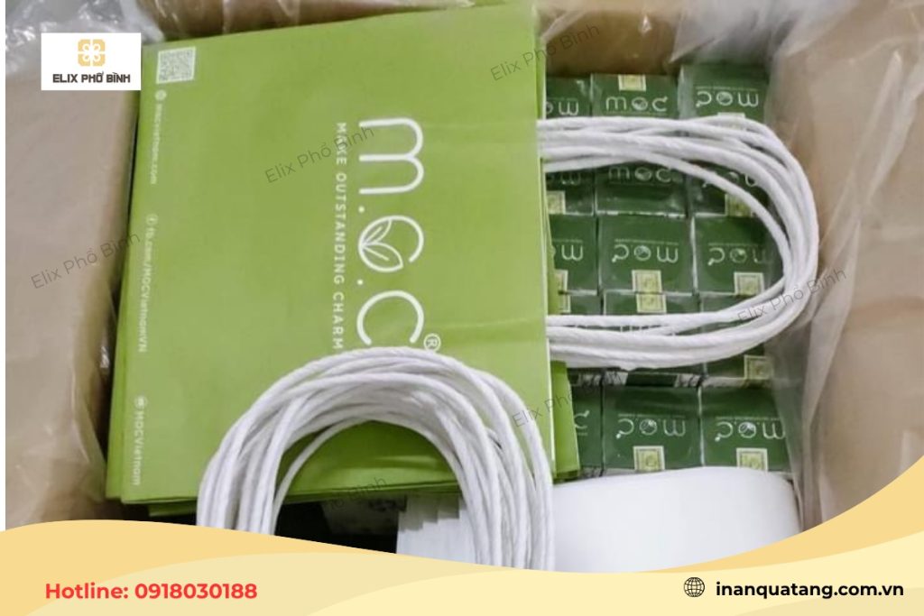 Elix Phổ Bình in túi giấy mỹ phẩm cho thương hiệu M.O.C