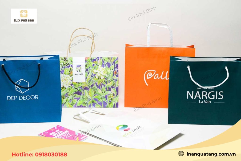 Tuỳ thuộc vào nhu cầu khách hàng mà thiết kế mẫu túi thời trang khác nhau