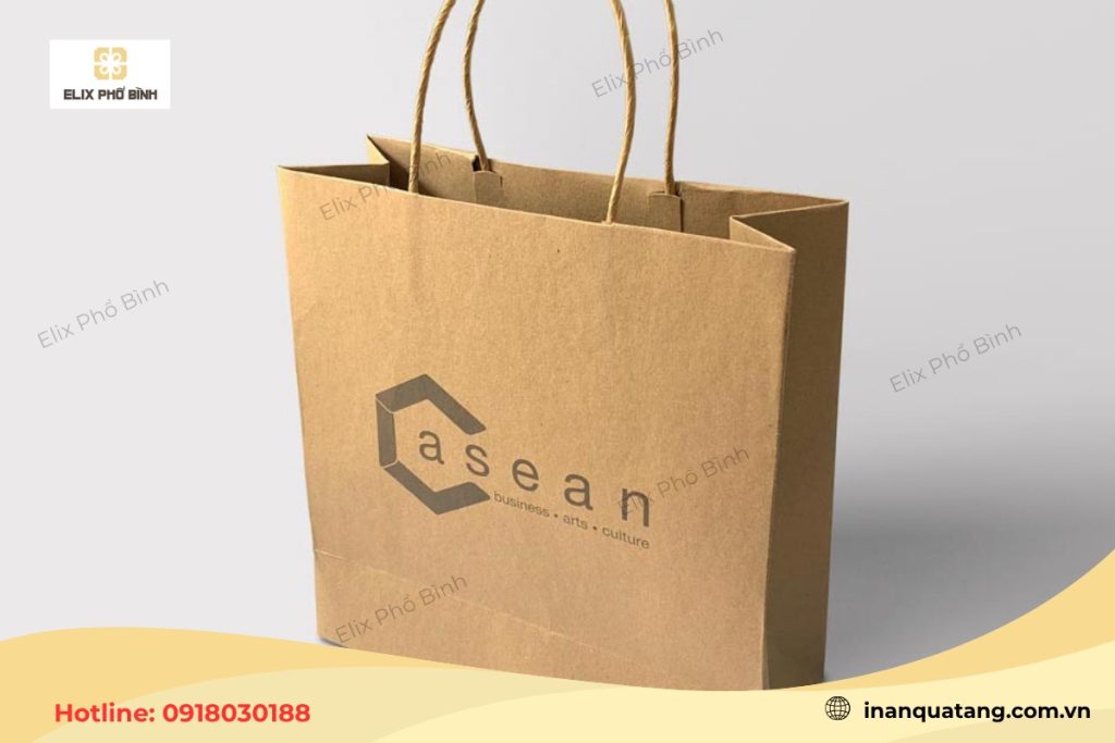 Túi giấy in logo được dùng trong lĩnh vực thời trang