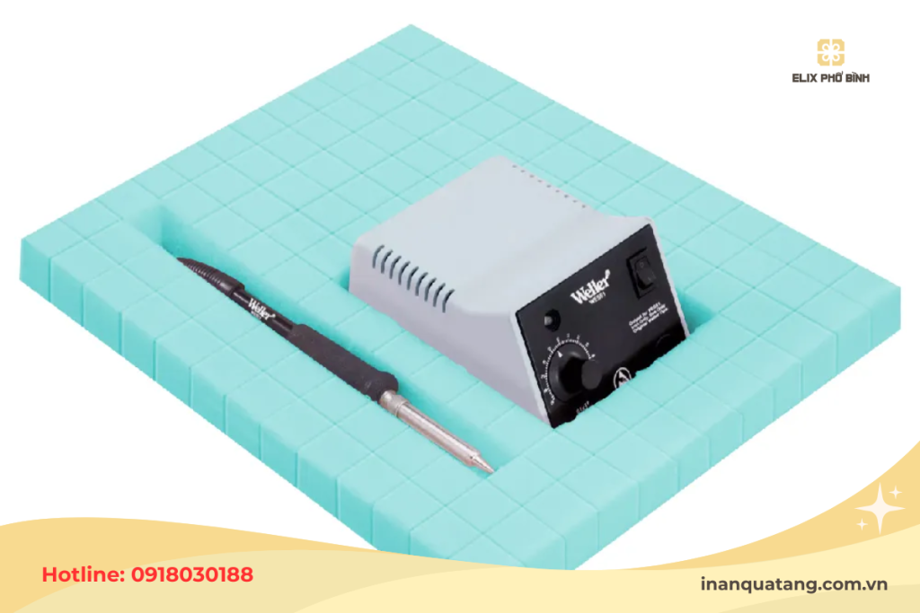 Khay mút EVA được dùng nhiều để cố định bên trong hộp cứng cao cấp