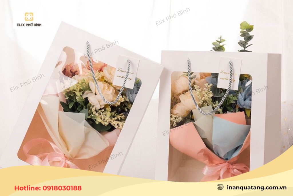 Túi giấy đựng hoa được bế cửa sổ bằng chất liệu mica